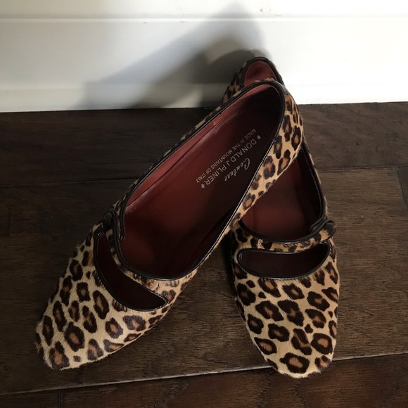 Donald J. Pliner Shoes - Donald Pliner leopard print flats